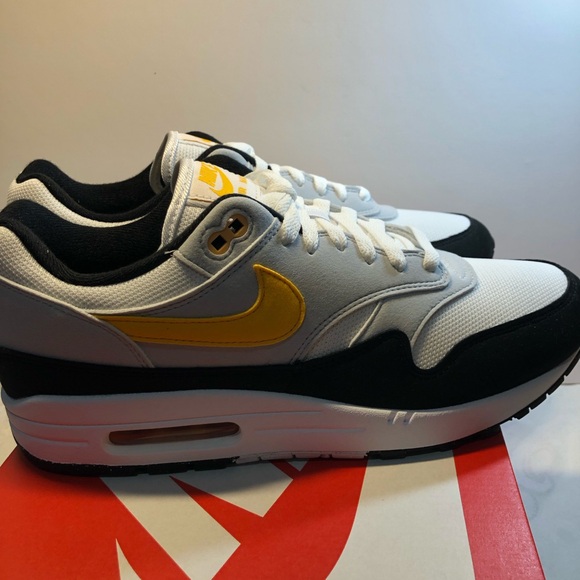 Nike Air Max 1 White University Gold Black size 10.5 Men's Women’s 12 “Batman” - Picture 6 of 15